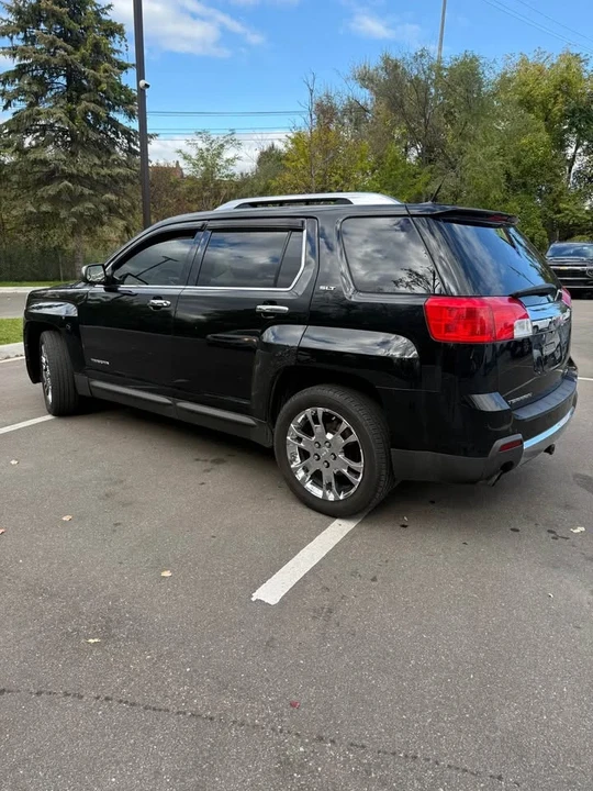 2010 GMC Terrain - Image 3 of 17