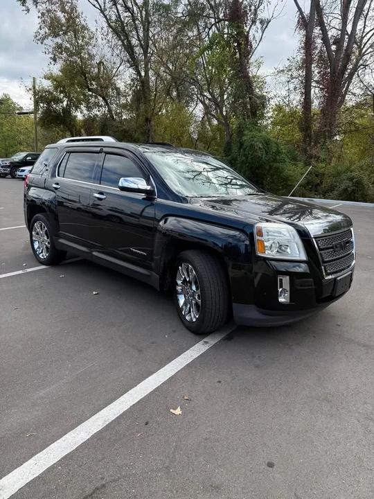2010 GMC Terrain - Image 7 of 17