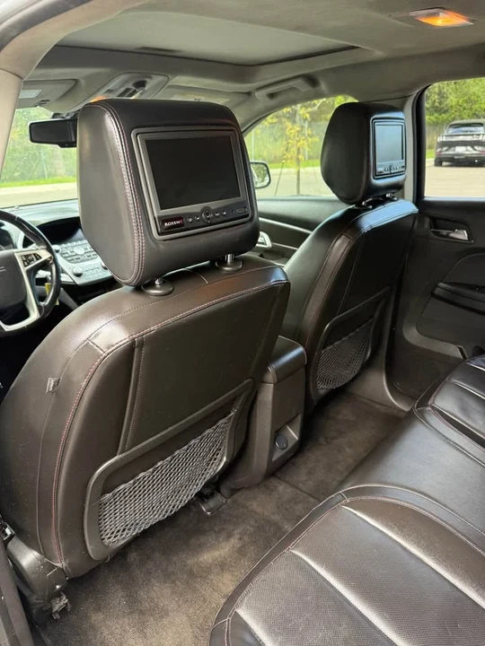 2010 GMC Terrain - Image 10 of 17