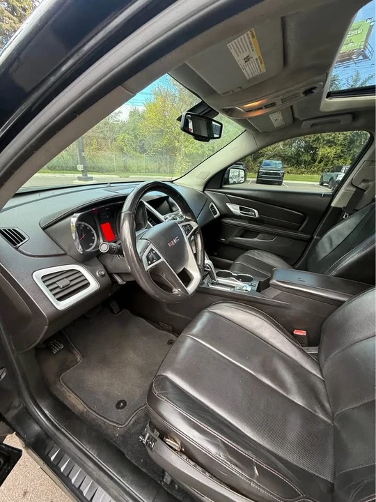 2010 GMC Terrain - Image 11 of 17