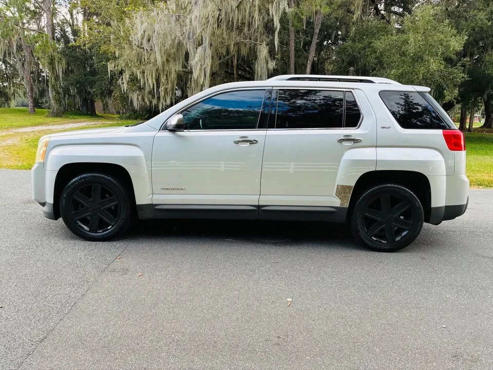 2010 GMC Terrain - Image 9 of 15