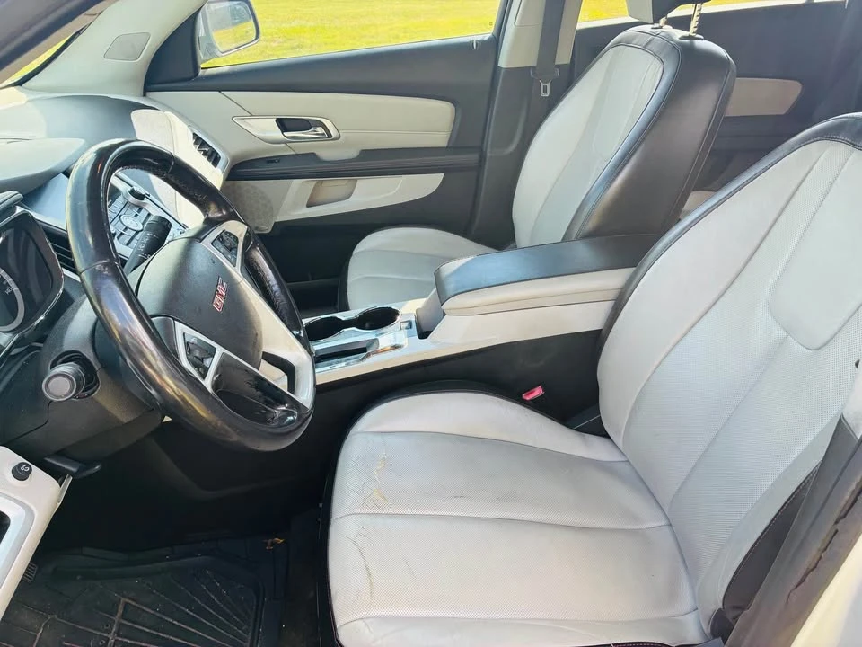 2010 GMC Terrain - Image 11 of 15