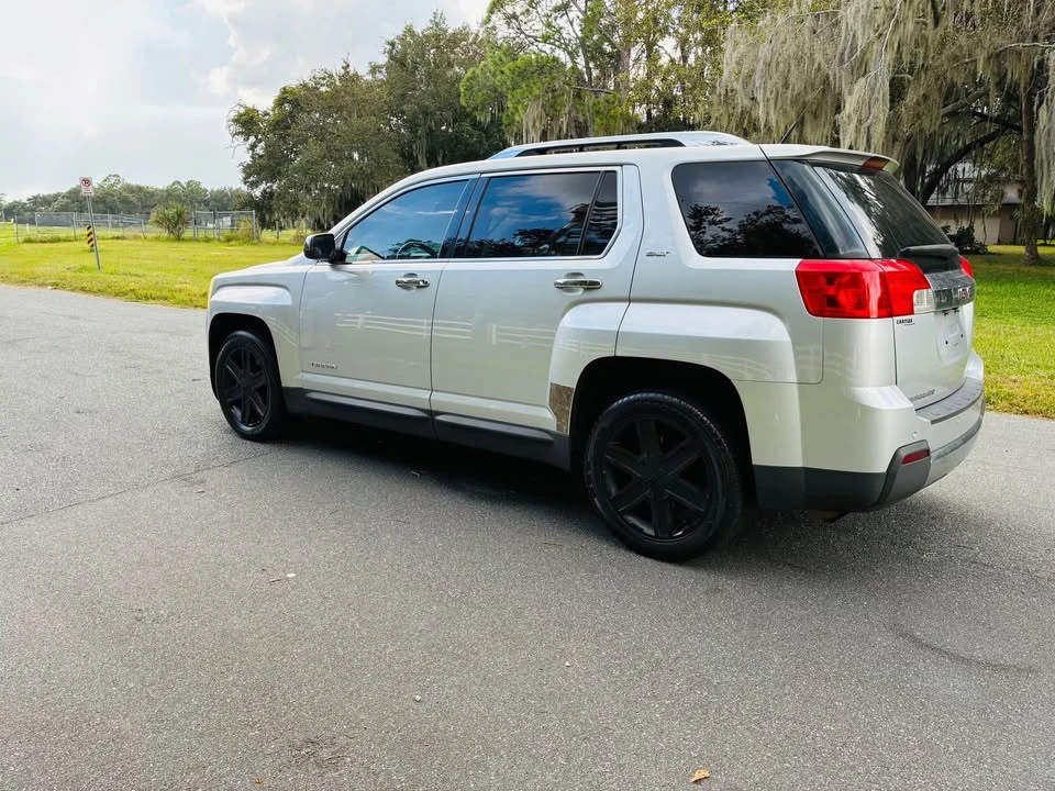 2010 GMC Terrain - Image 8 of 15