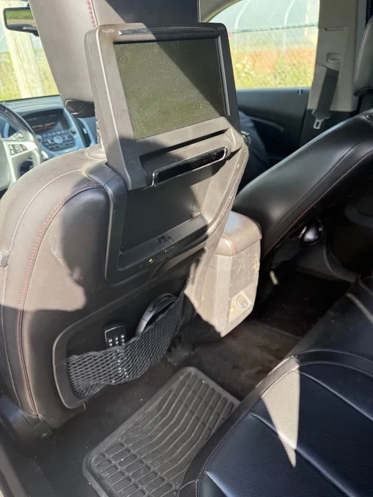 2010 GMC Terrain - Image 6 of 13