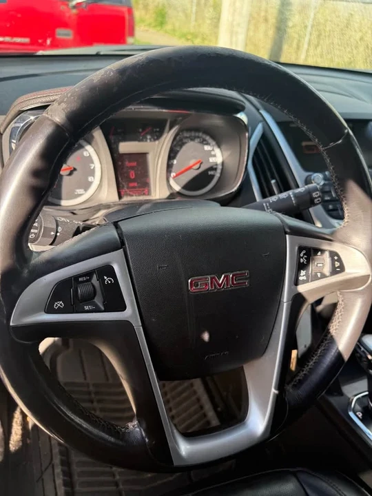 2010 GMC Terrain - Image 7 of 13