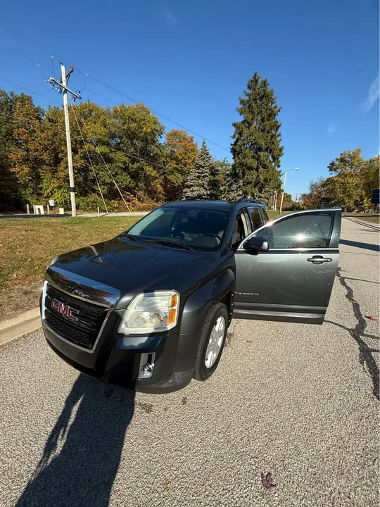 2010 GMC Terrain - Image 4 of 9