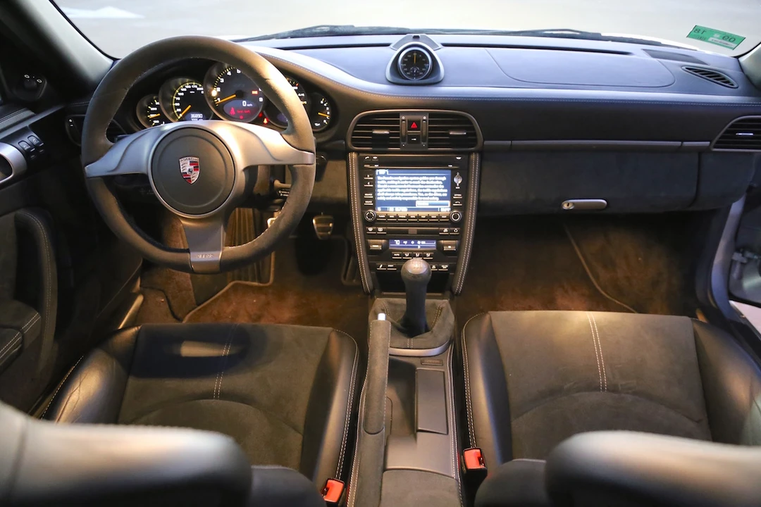 2010 Porsche 997 GT3 - Image 6 of 11