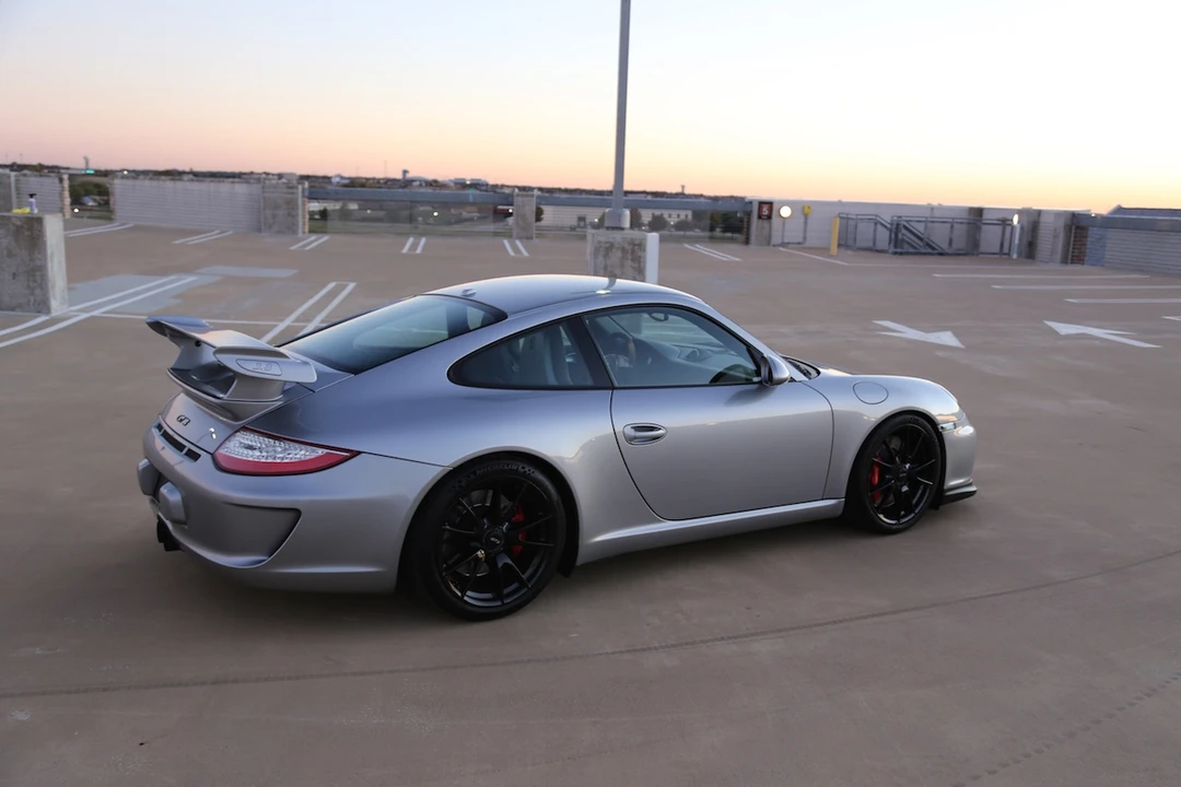2010 Porsche 997 GT3 - Image 3 of 11