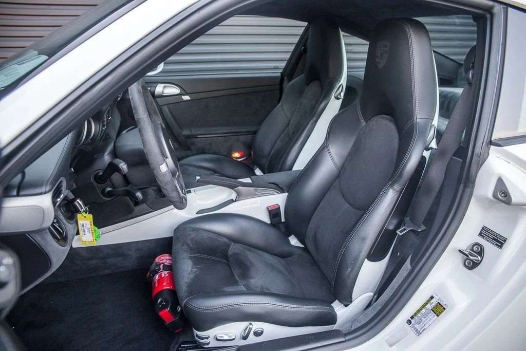 2010 Porsche 997 GT3 - Image 4 of 5