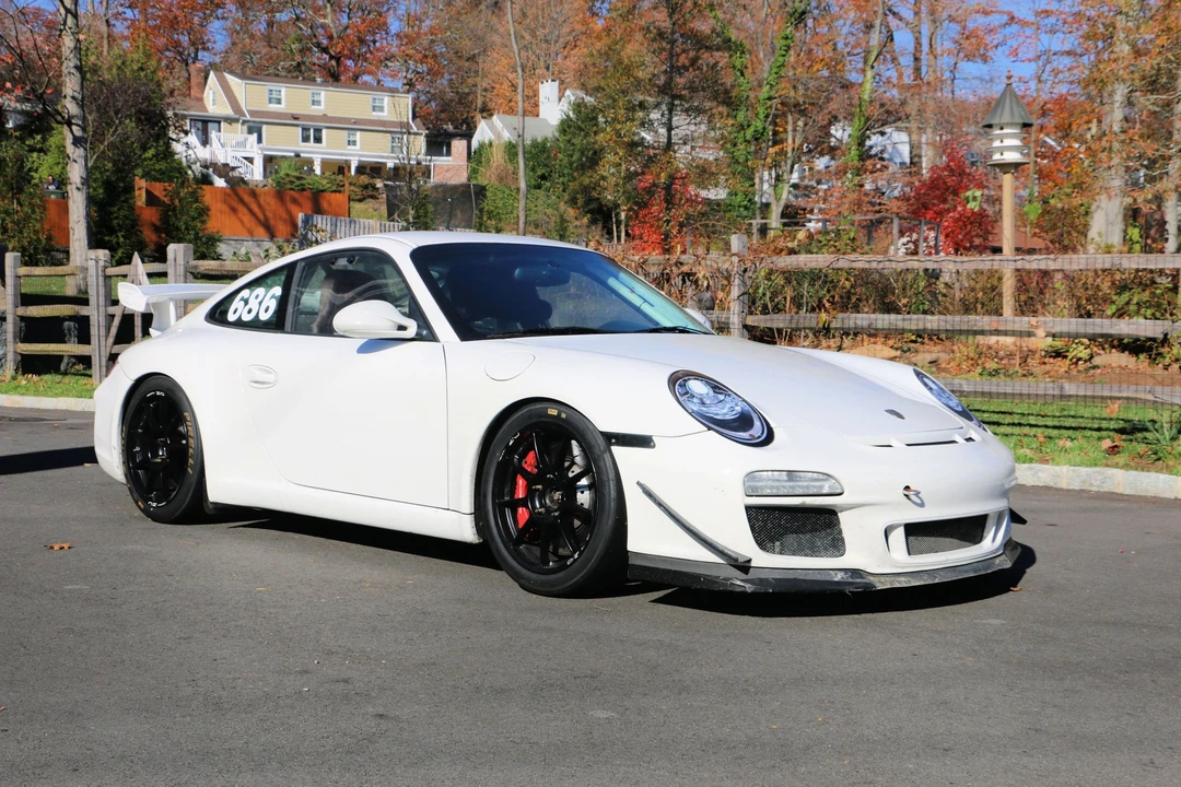 2010 Porsche 997 GT3 RS - Image 2 of 25
