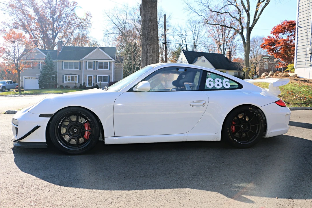 2010 Porsche 997 GT3 RS - Image 6 of 25