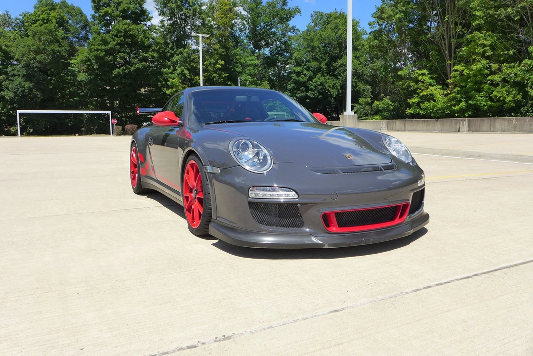 2010 Porsche 997 GT3 RS - Image 3 of 19