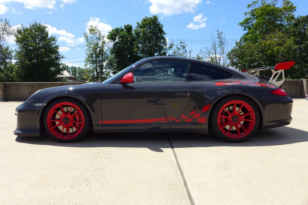 2010 Porsche 997 GT3 RS - Image 6 of 19
