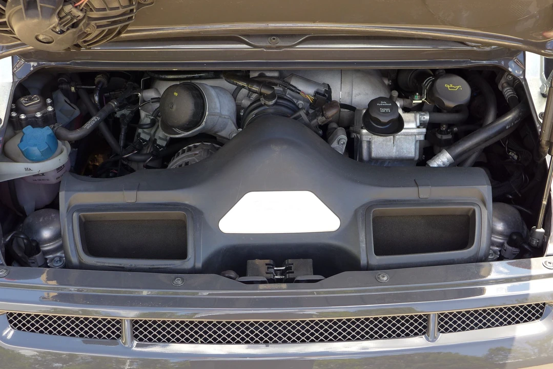 2010 Porsche 997 GT3 RS - Image 15 of 19