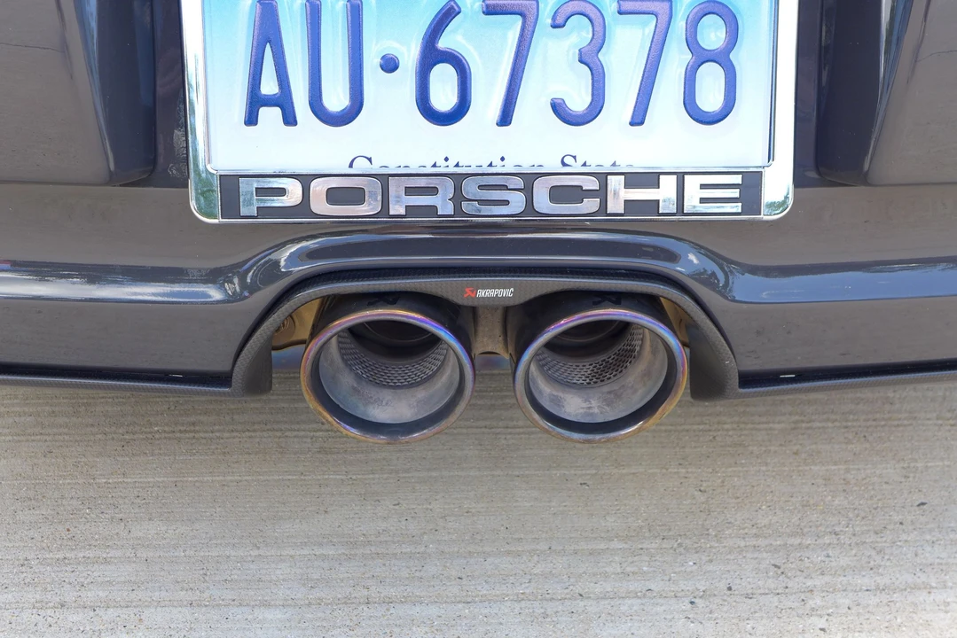 2010 Porsche 997 GT3 RS - Image 16 of 19
