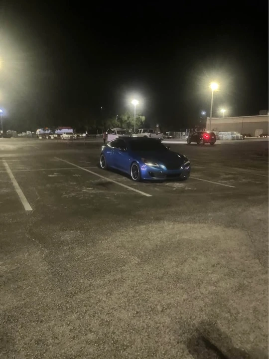2010 Genesis - Image 2 of 12