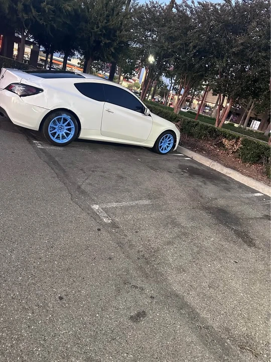 2010 Genesis - Image 2 of 2