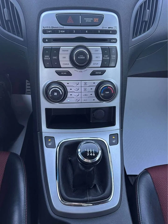2010 Genesis G70 - Image 10 of 12