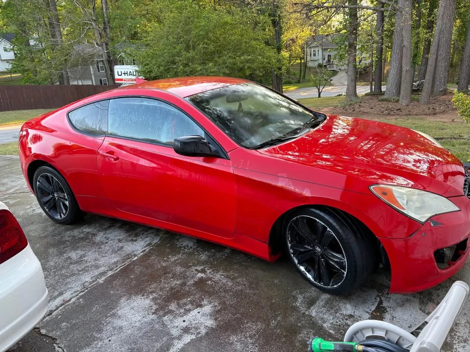 2010 Hyundai Genesis - Image 5 of 6