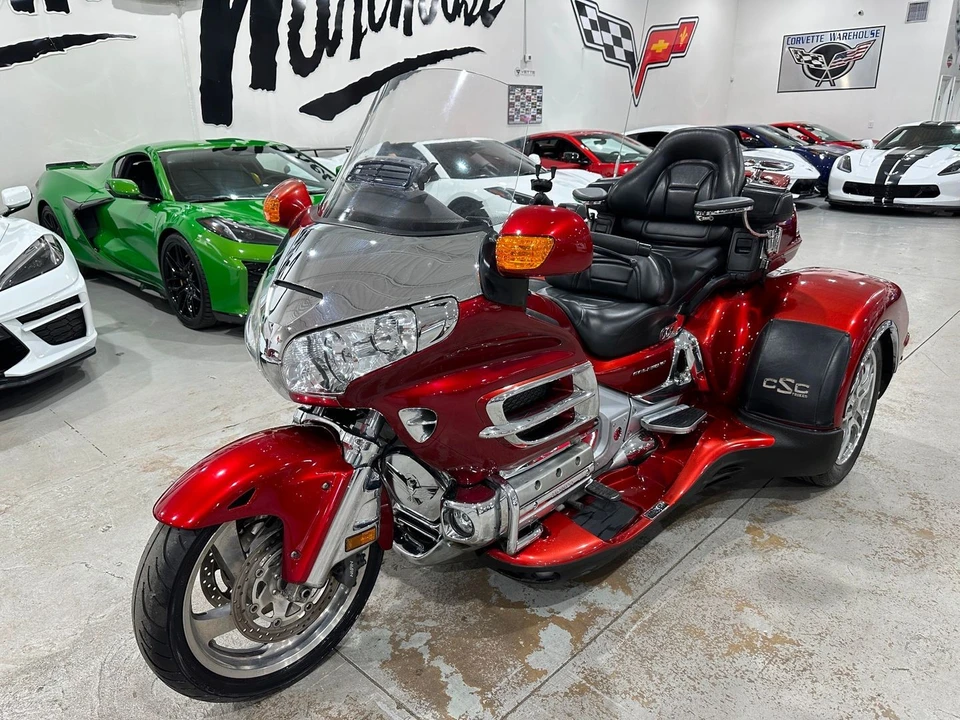 2010 Honda Gold Wing - Image 21 of 21