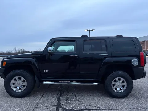 2010 Hummer H3 Luxury