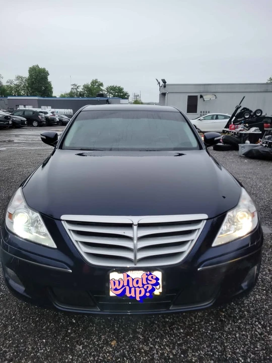 2010 Hyundai Genesis - Image 7 of 8