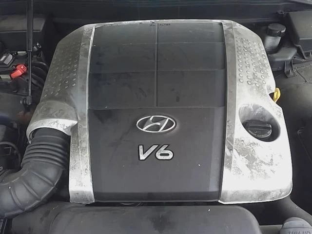 2010 Hyundai Genesis - Image 8 of 9