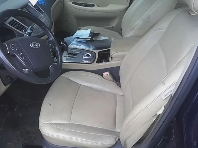2010 Hyundai Genesis - Image 2 of 9
