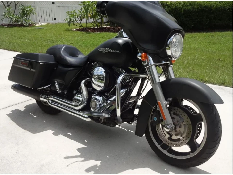 2010 Harley-Davidson Sportster Rubber Mount - Image 2 of 31