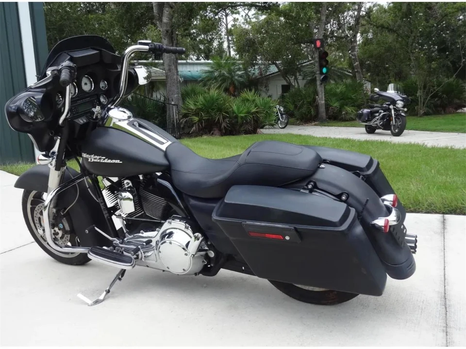 2010 Harley-Davidson Sportster Rubber Mount - Image 24 of 31
