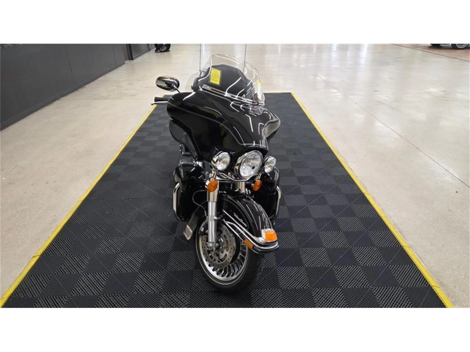 2010 Harley-Davidson Touring Twin Cam - Image 2 of 31