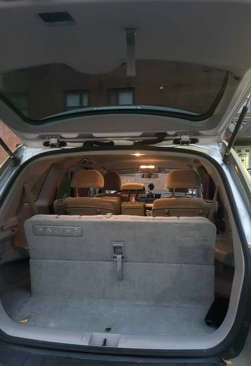 2010 Toyota Highlander - Image 3 of 5