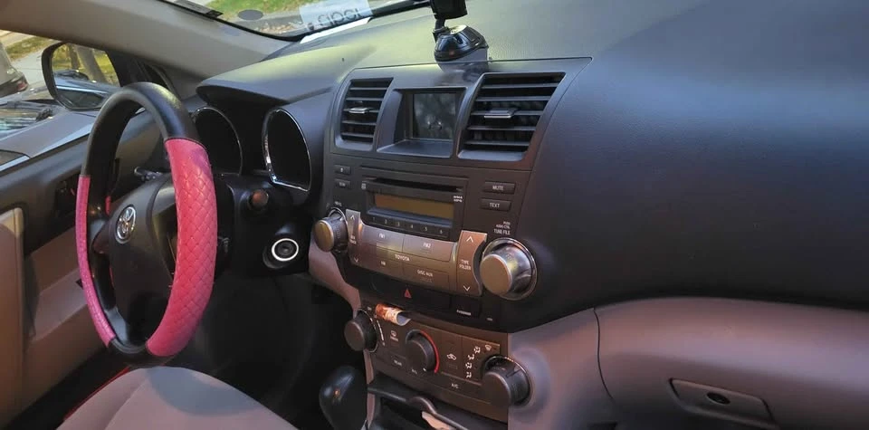 2010 Toyota Highlander - Image 4 of 5