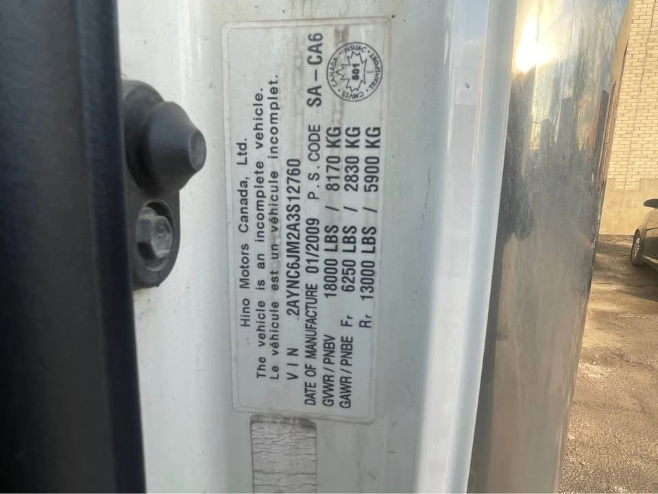 2010 Hino - Image 3 of 14