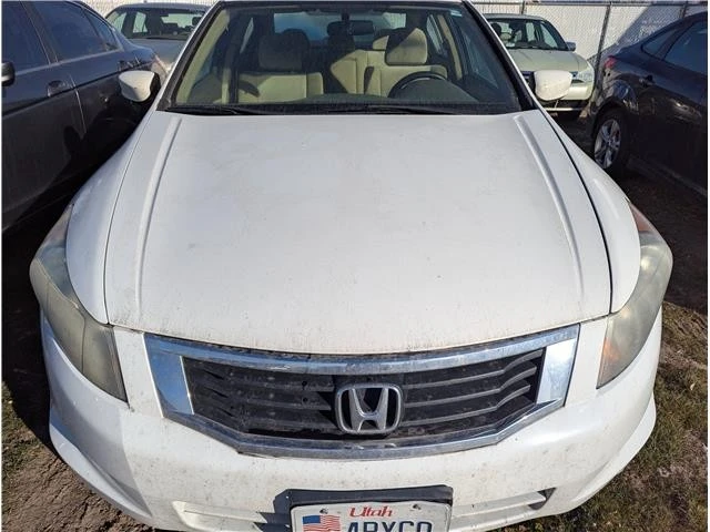 2010 Honda Accord 8th Gen - Image 2 of 11