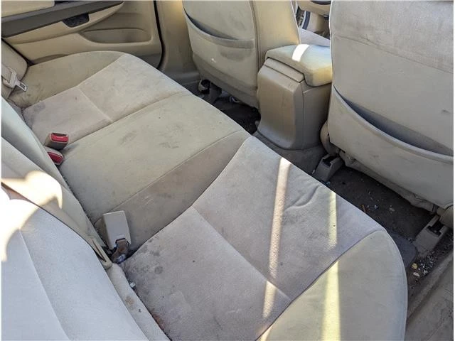 2010 Honda Accord 8th Gen - Image 8 of 11