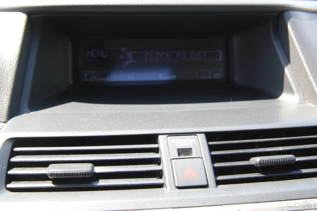 2010 Honda Accord 8th Gen - Image 19 of 21