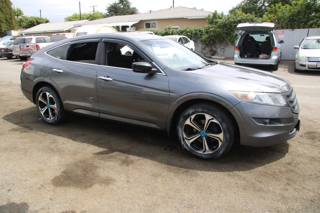 2010 Honda Accord 8th Gen - Image 9 of 24