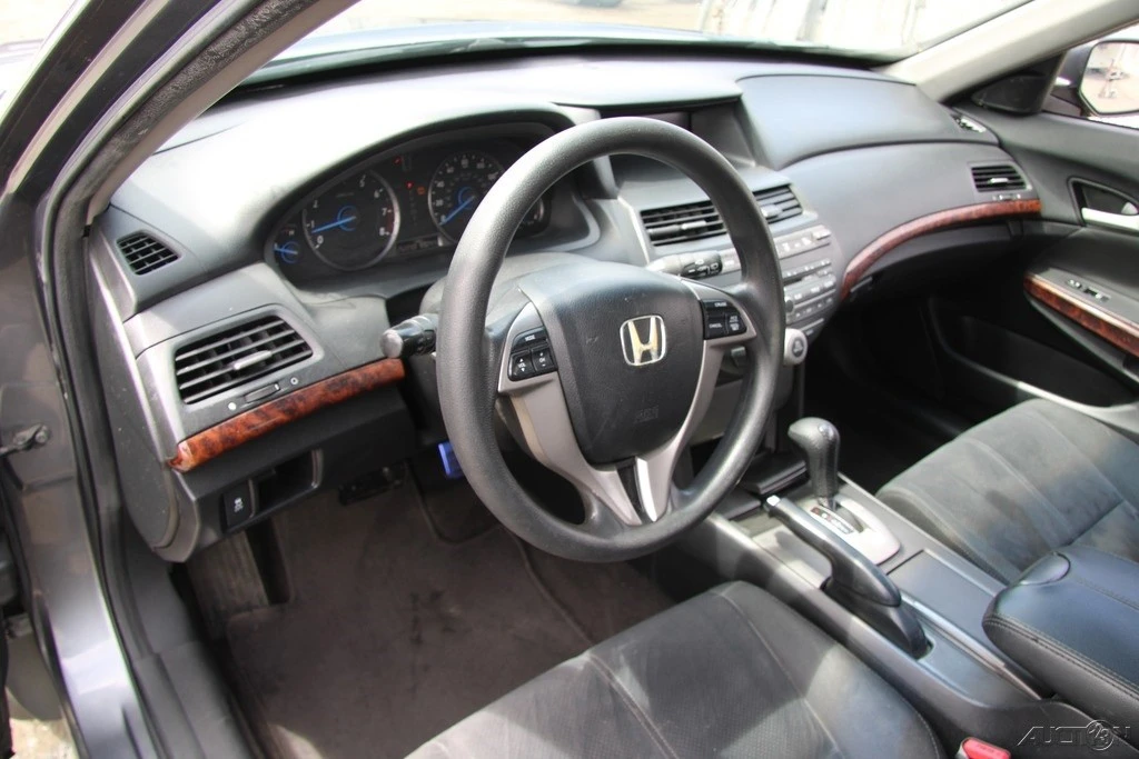 2010 Honda Accord 8th Gen - Image 16 of 24