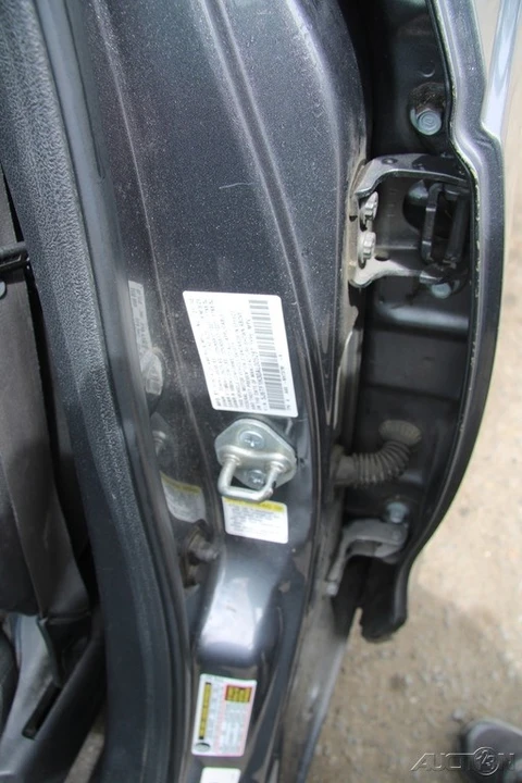 2010 Honda Accord 8th Gen - Image 13 of 24