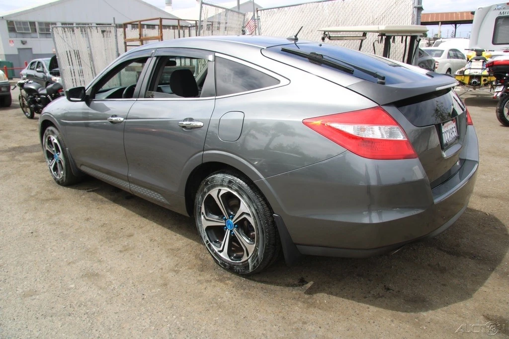 2010 Honda Accord 8th Gen - Image 5 of 24