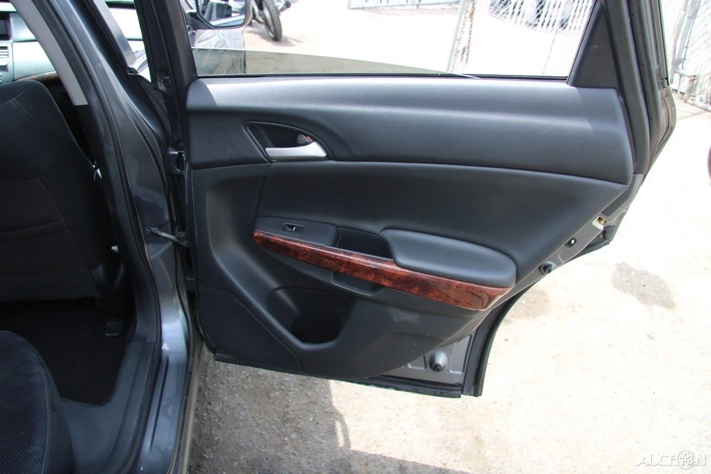 2010 Honda Accord 8th Gen - Image 24 of 24
