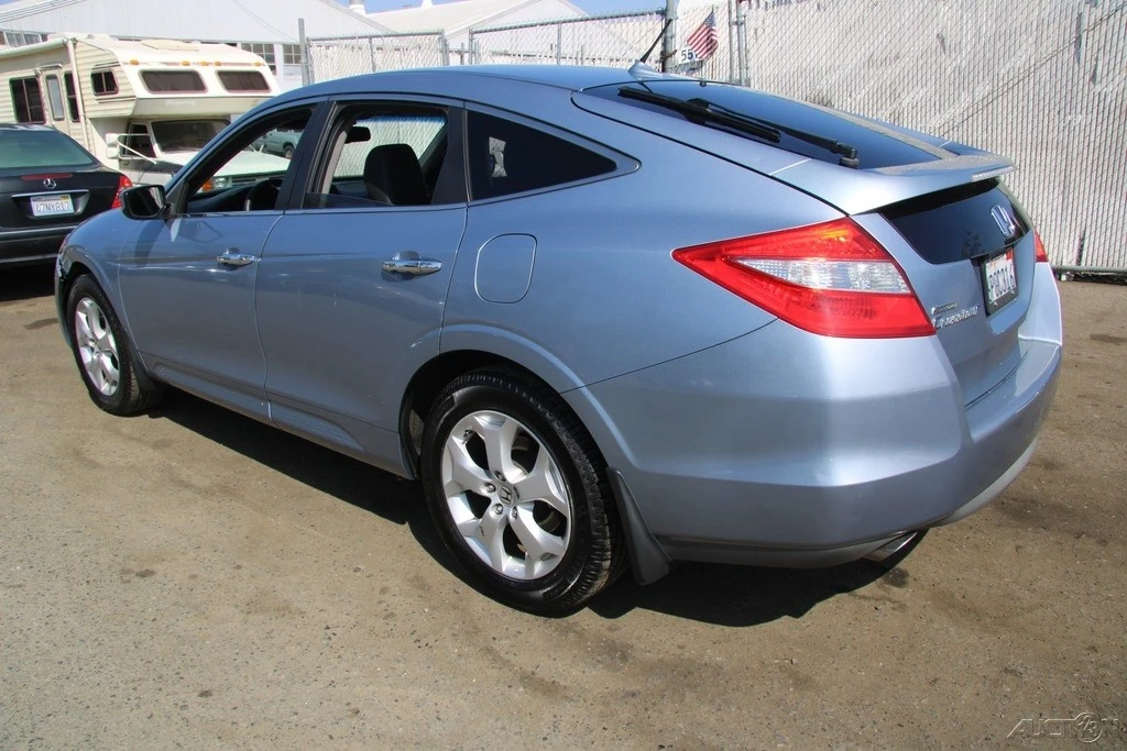 2010 Honda Accord 8th Gen - Image 5 of 21