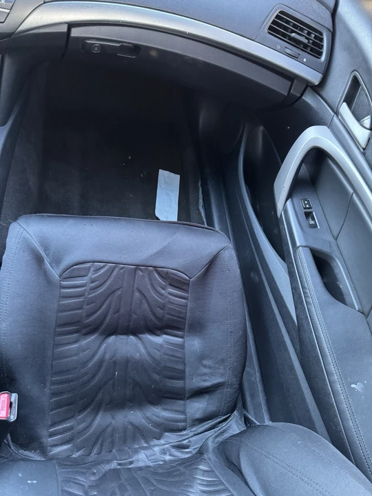 2010 Honda Accord 8th Gen - Image 14 of 15