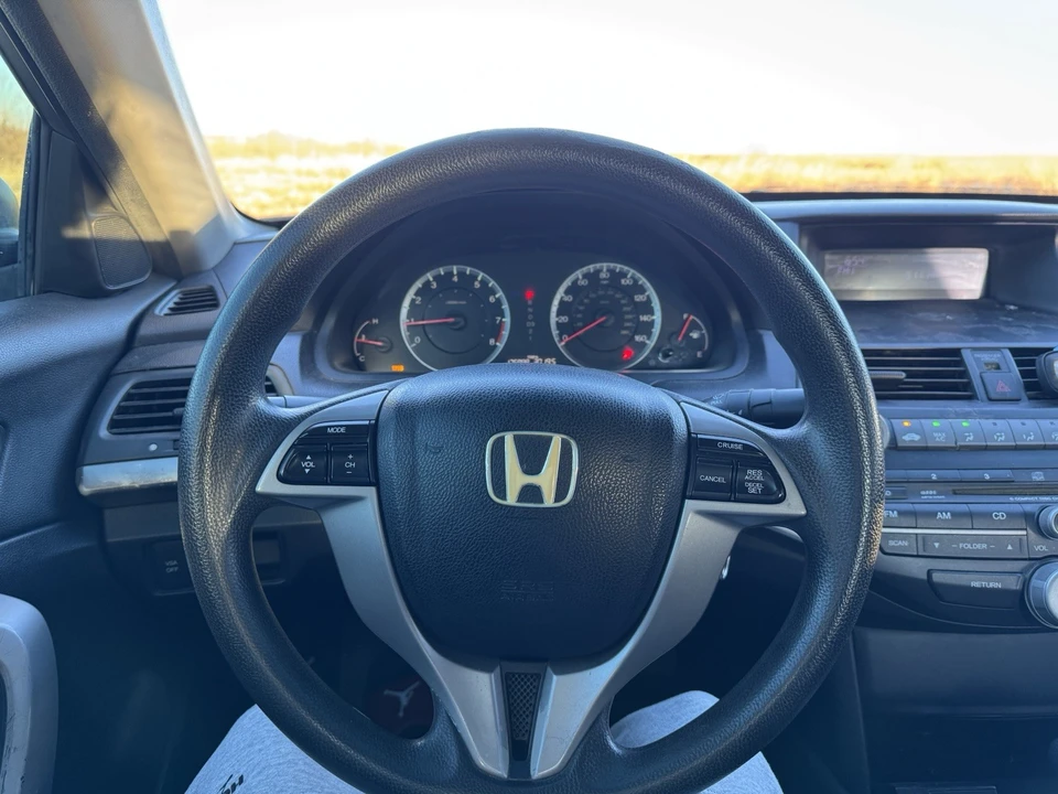 2010 Honda Accord 8th Gen - Image 9 of 15