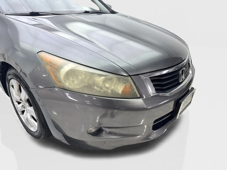 2010 Honda Accord 8th Gen - Image 17 of 21