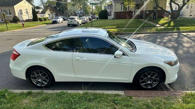 2010 Honda Accord 8th Gen - Image 5 of 12
