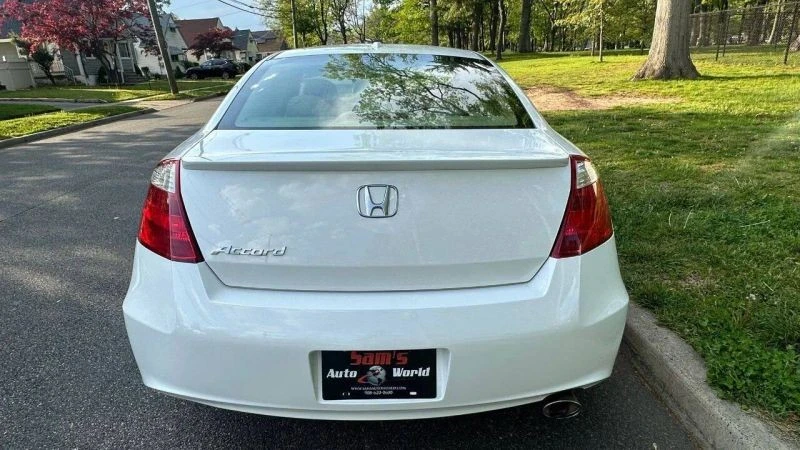 2010 Honda Accord 8th Gen - Image 7 of 12