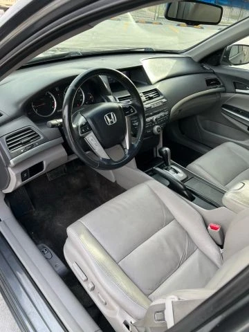 2010 Honda Accord 8th Gen - Image 19 of 21