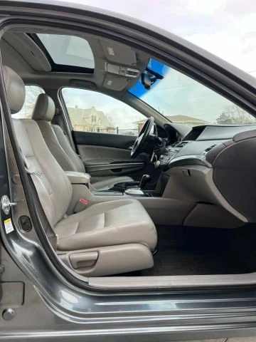 2010 Honda Accord 8th Gen - Image 11 of 21